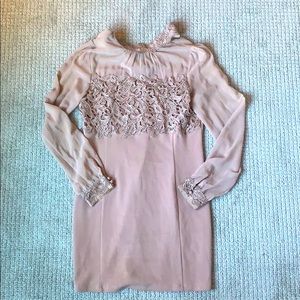 Short lace evening dress